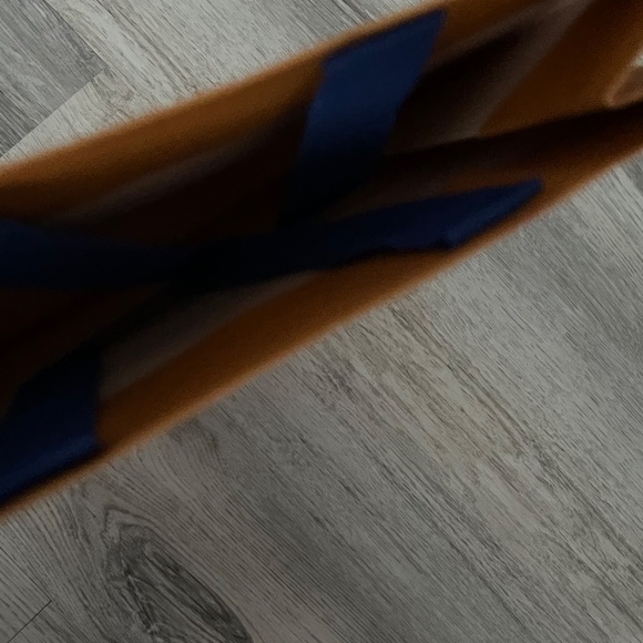 Louis Vuitton Orange Shopping Bag with Blue Handles - Picture 6 of 10